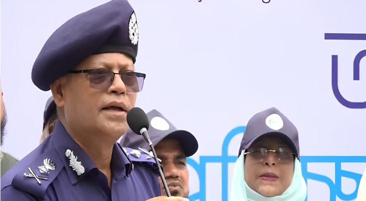 সরকারের বিরুদ্ধে ষড়যন্ত্রকারী পুলিশ অফিসারদের চিহ্নিত করা হয়েছে : আইজিপি